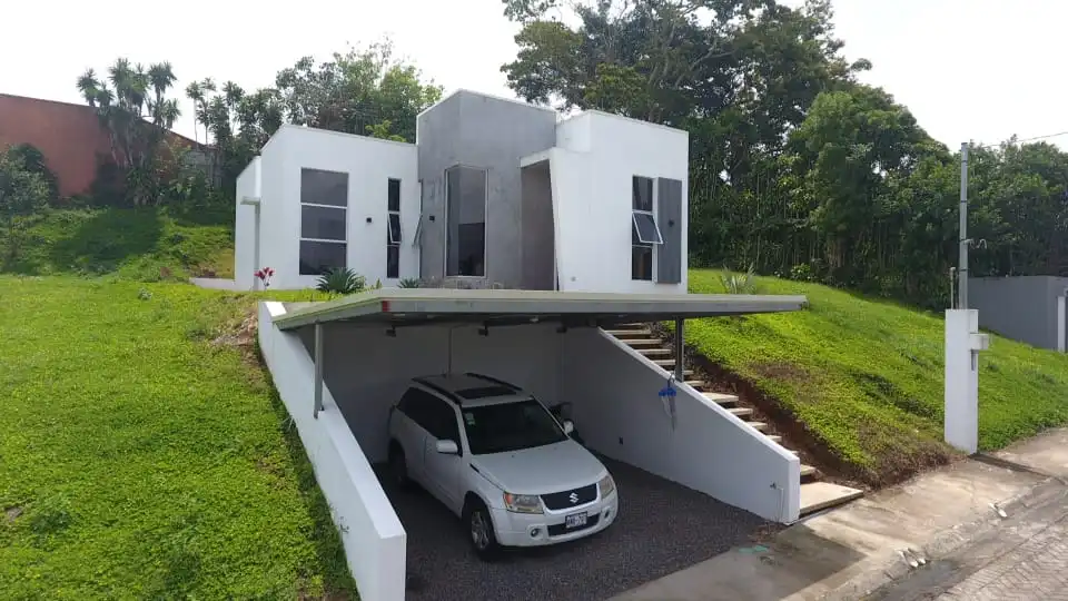 Me Real Estate