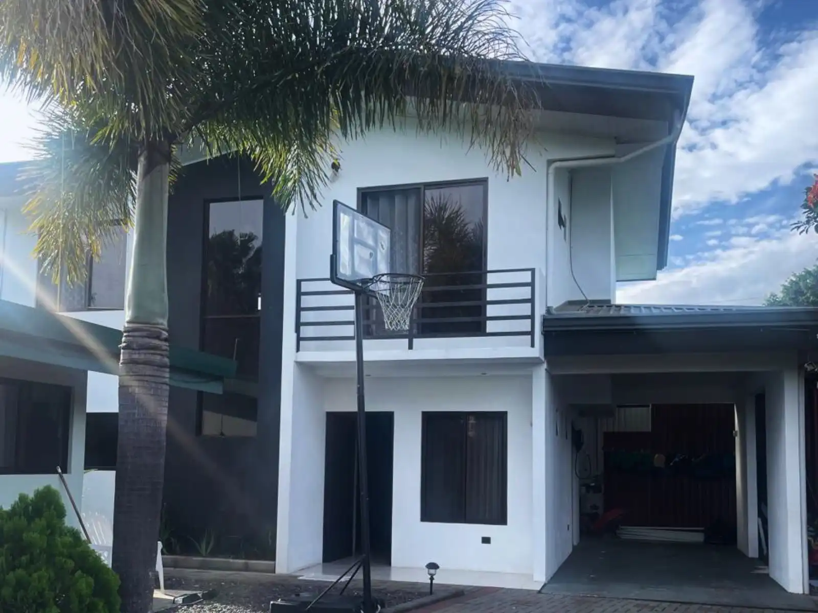 Me Real Estate